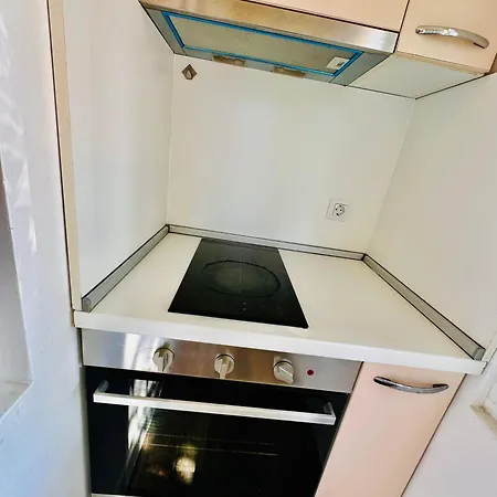 Lazur  Cozy One-bed Flat In * Burgas City