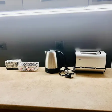 Lazur  Cozy One-bed Flat In